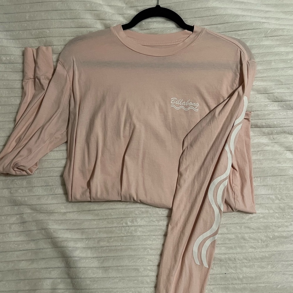 Long sleeve billabong tee